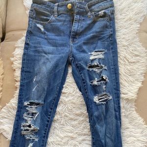 American eagle super stretch ripped jeans
